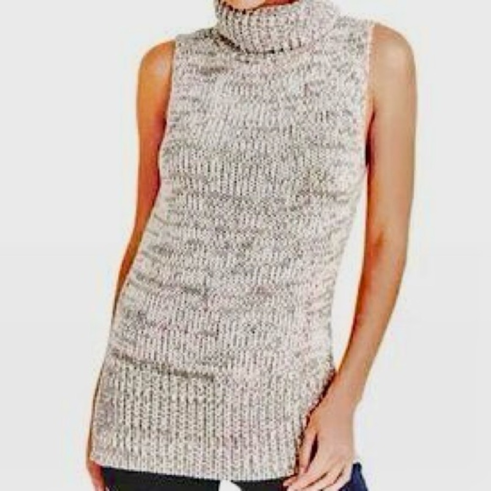 Club Monaco Heathered Gray Knit Sweater